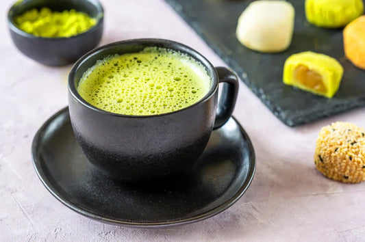 Pourquoi peut-on consommer du matcha de première récolte toute l'année alors qu'il est récolté en mai ?